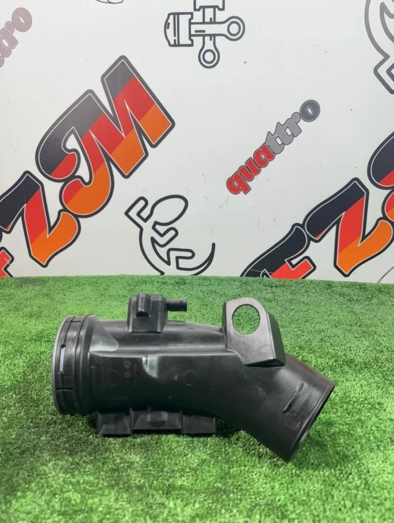 Патрубок воздушного фильтра BMW 5-Series 13627593624 F10 N55B30