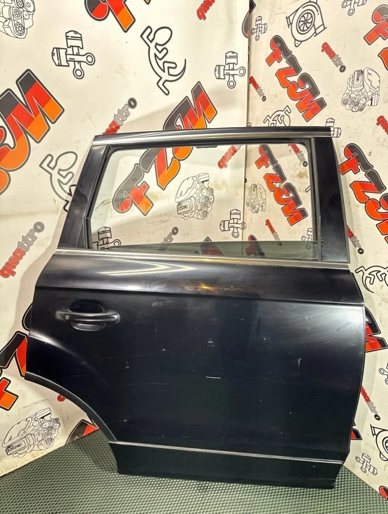 Дверь Audi Q7 4L0833052 4L, задняя правая