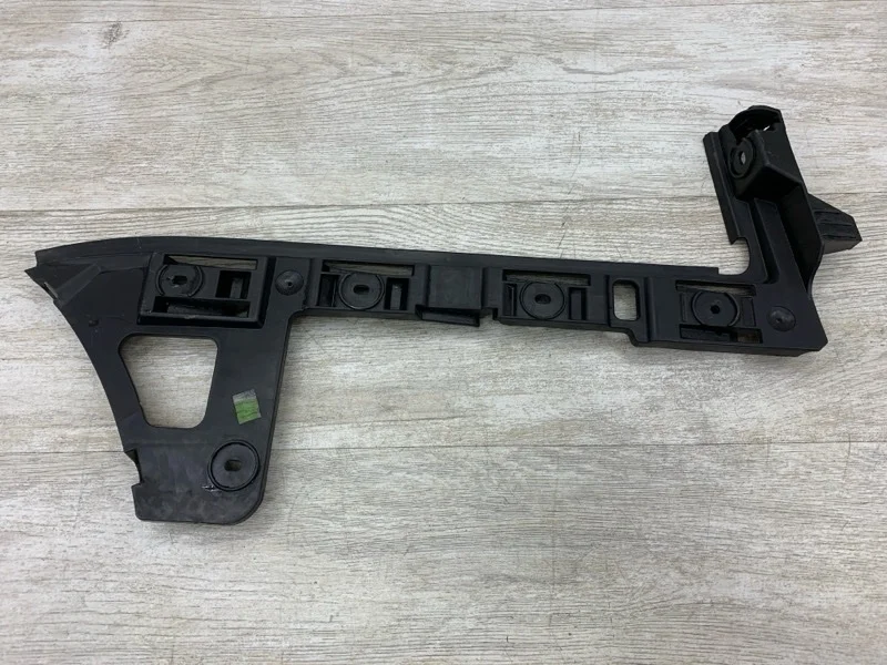 Направляющая бампера VOLKSWAGEN PASSAT B6 2006 3C9807376 УНИВЕРСАЛ BKP, задняя правая