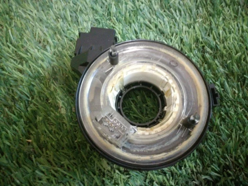 Подрулевое кольцо Volkswagen Golf 2005-2011 1K0959653C V