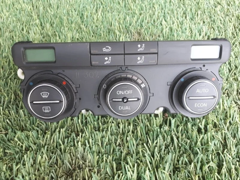 Блок управления климат-контролем Volkswagen Passat 2008 3C0907044AA B6