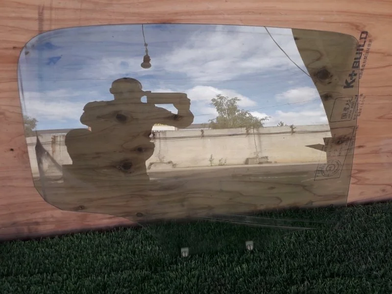 Стекло Peugeot 207 2010 9204K8, заднее правое