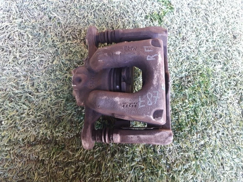 Суппорт тормозной BMW 1-Series 2008 34116774682 E87 1.6, передний правый