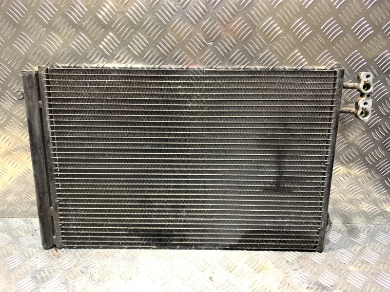 Радиатор кондиционера BMW 1-Series 2008 64539229022 E87