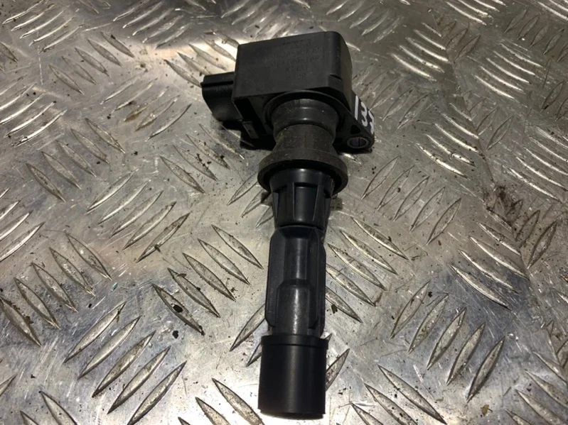 Катушка зажигания Mazda 3 2009 ZJ2018100A BL 2.0