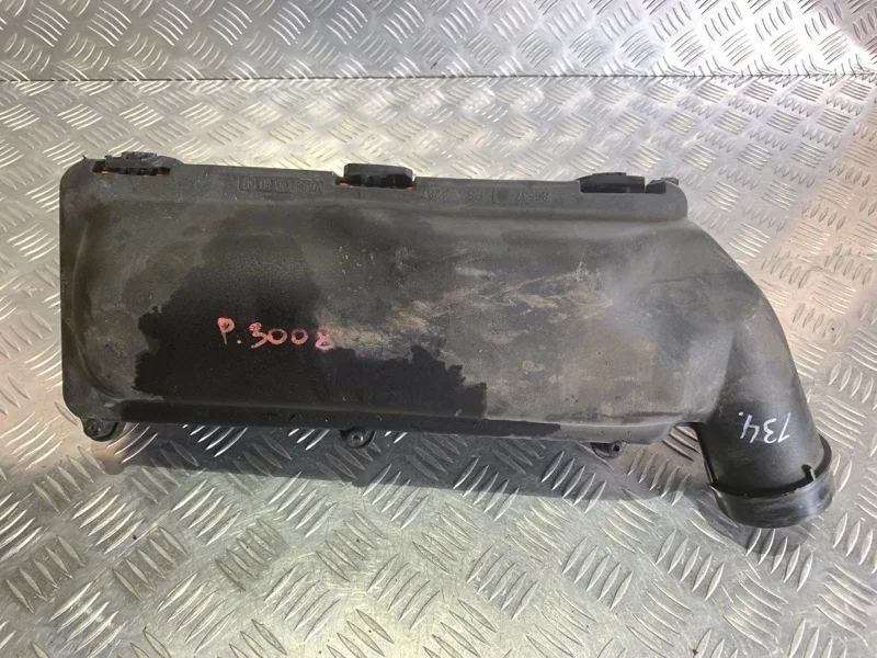 Корпус воздушного фильтра Peugeot 508 2012 1440E4 1.6