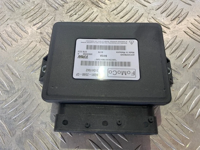 Блок управления ручным тормозом Volvo V70 2012 31341542 III B4204T7