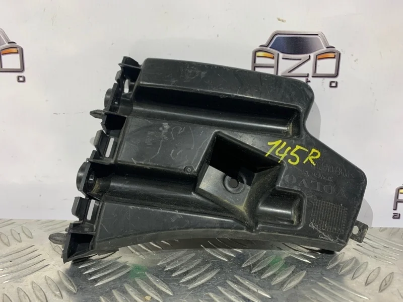 Крепление бампера Volvo S60 2011 30796626 2, переднее правое