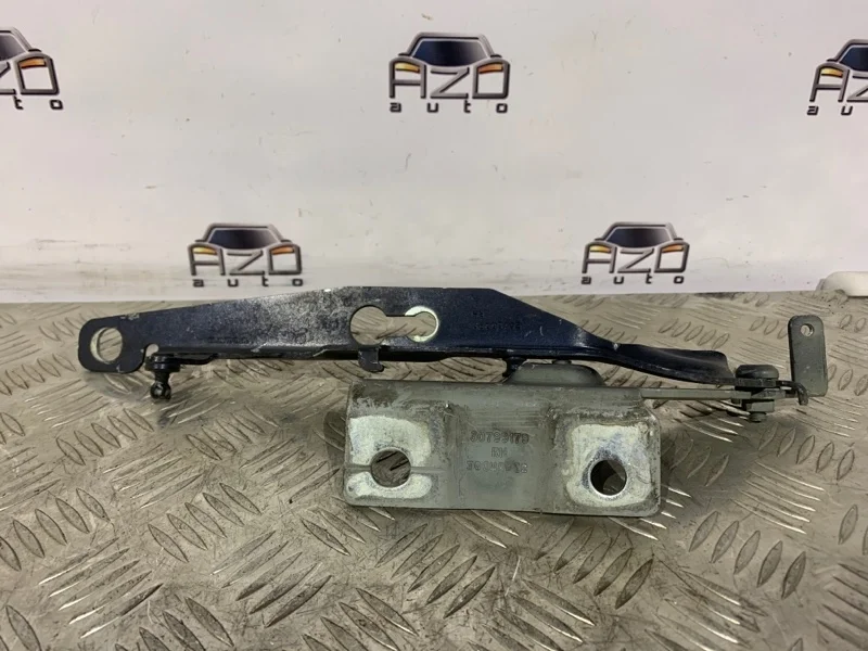 Петля капота Volvo S60 2011 30799179 2, правая