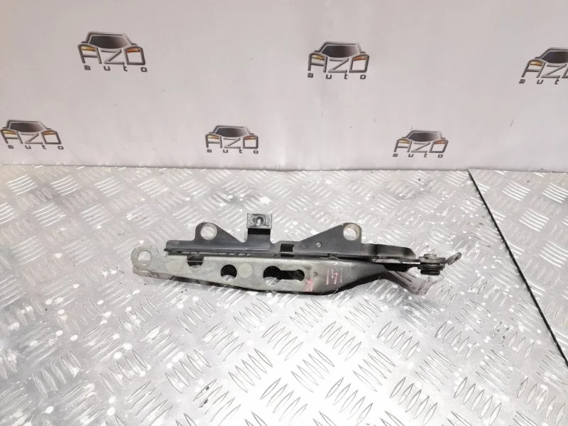 Петля капота Volvo XC70 2003 31217345 2, правая