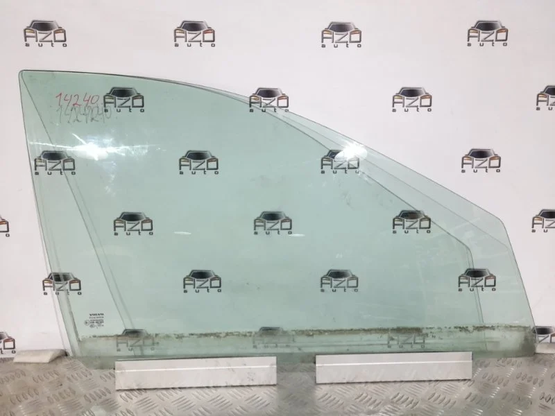 Стекло Volvo XC90 2004 31386885, переднее правое