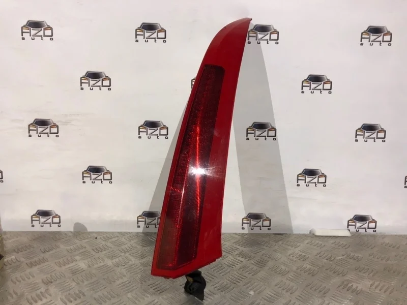 Фонарь Volvo XC90 2004 30678221, правый