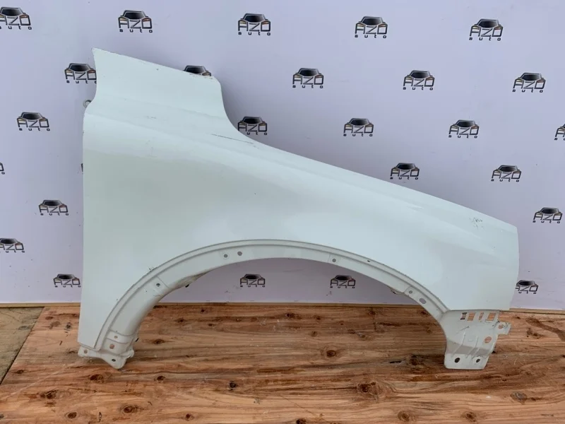 Крыло Volvo XC90 30796495, переднее правое