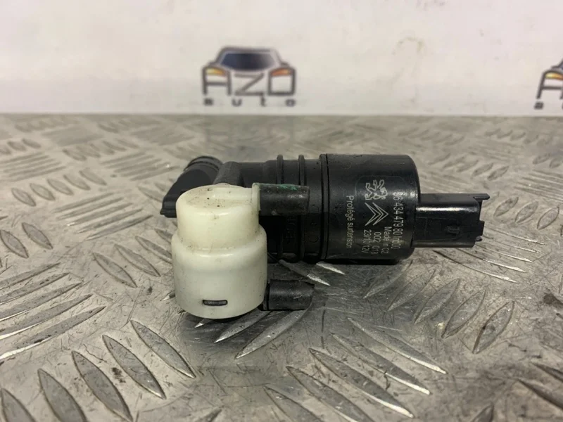 Насос стеклоомывателя Peugeot 3008 2010 9643447980 1