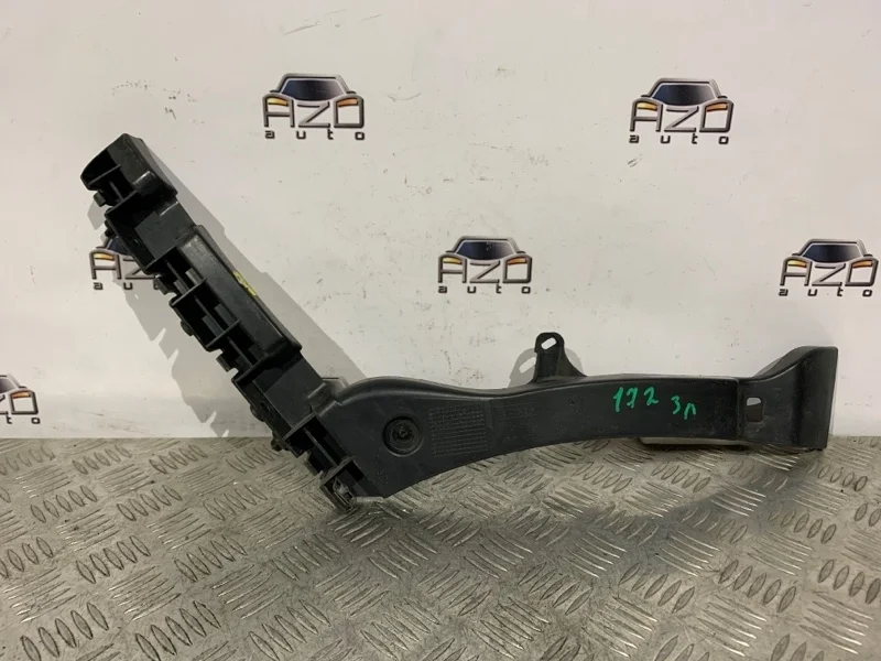 Крепление бампера Peugeot 3008 9683045680, заднее левое