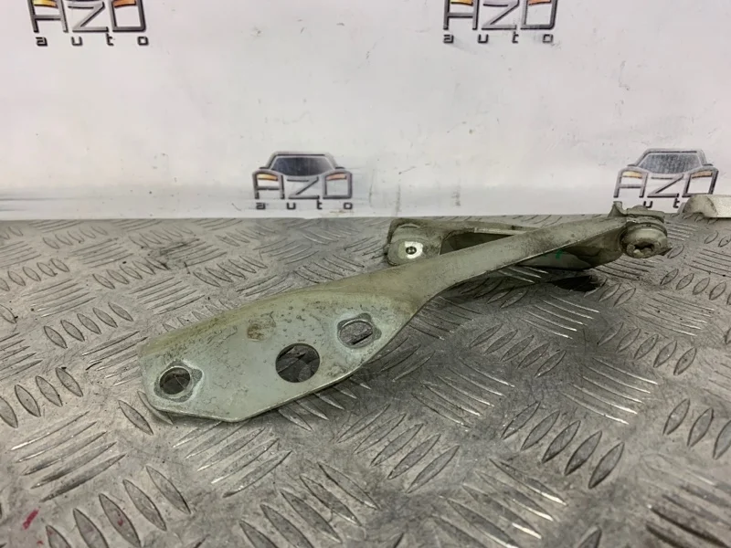 Петля капота Volvo C30 2007 30753598, правая