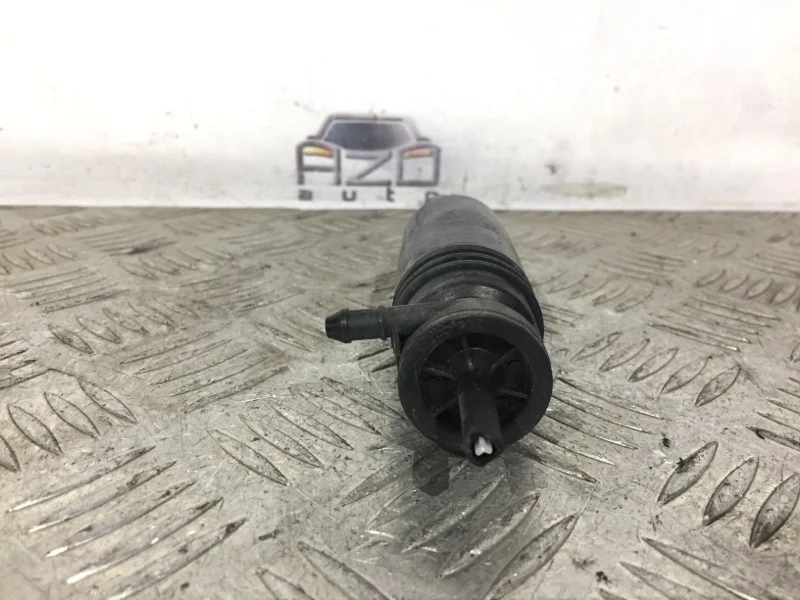 Насос омывателя фар Volvo V70 2008 30655138