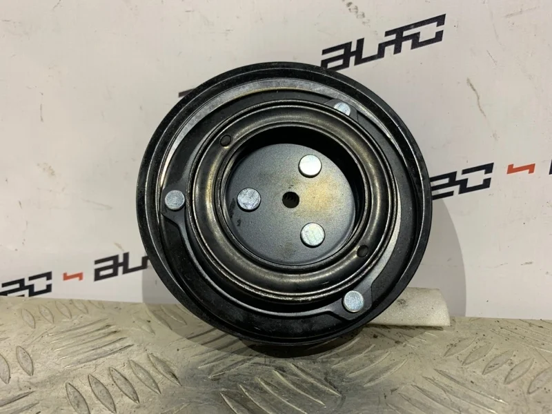 Муфта компрессора кондиционера Chevrolet Captiva 95459392 2.4