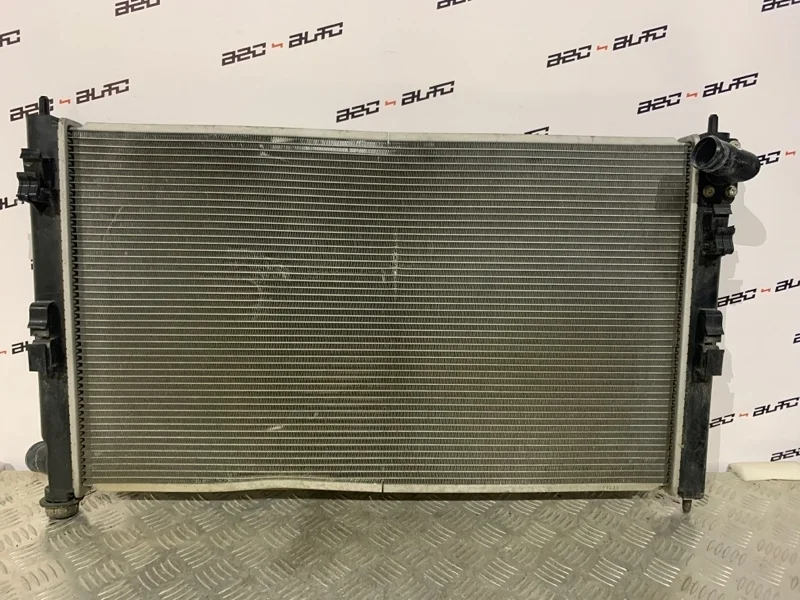 Радиатор охлаждения двигателя Mitsubishi ASX 2010 1350A297 1 1.8