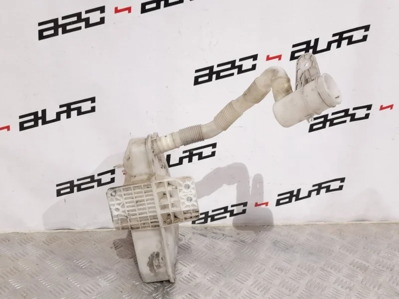 Бачок омывателя Volkswagen Golf 2010 1K0955453 6 1.4