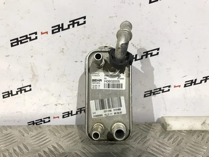 Радиатор акпп Volvo V70 2010 30792231 WG B5254T10