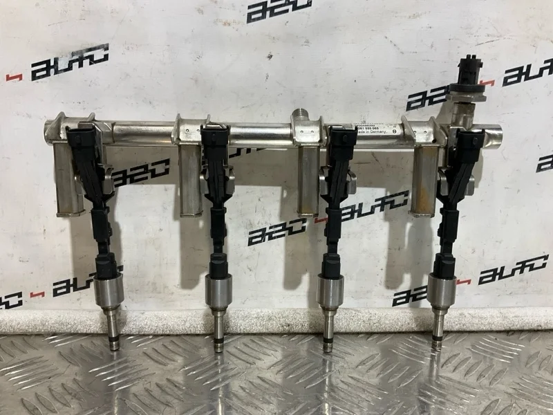 Топливная рампа Volvo S60 2012 31330781 2 B4164T