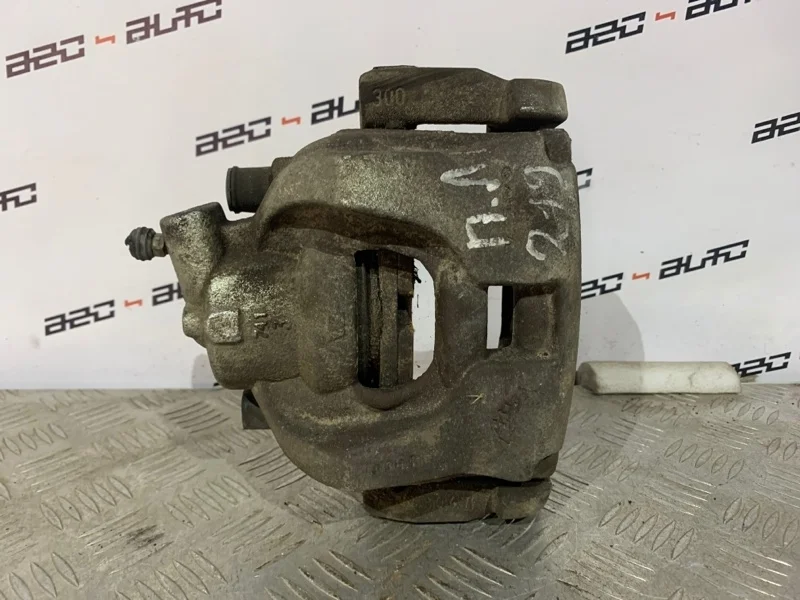 Суппорт тормозной Volvo S60 2012 B4164T, передний левый