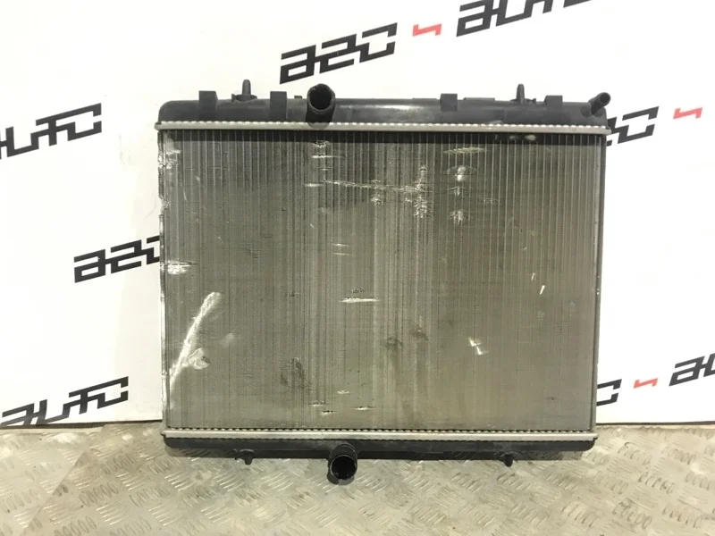 Радиатор охлаждения двигателя CITROEN C4 Grand Picasso 9674089680