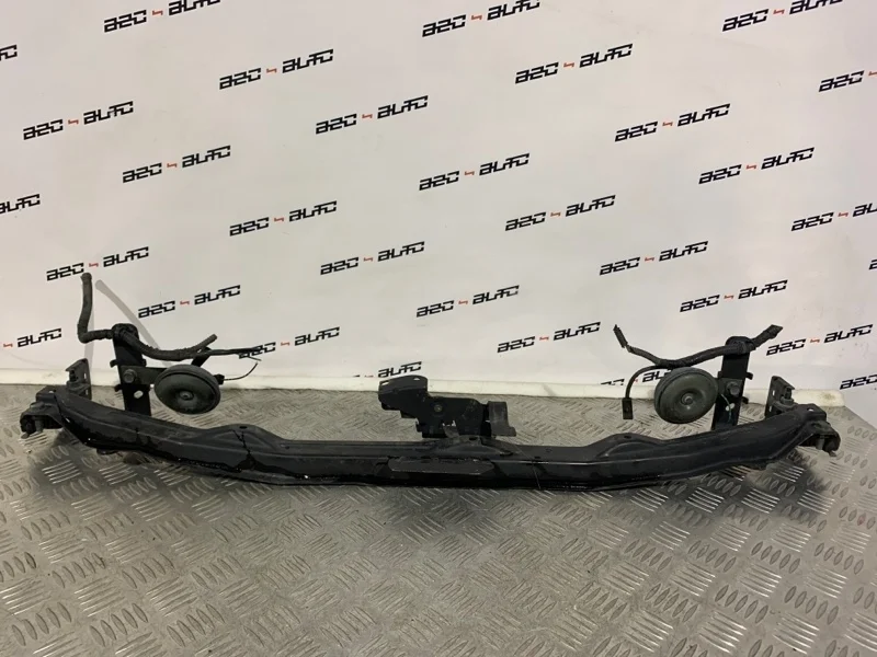 Планка радиатора Nissan Teana 62290JN20A 2