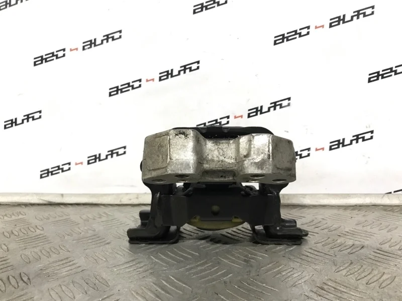 Подушка двигателя Citroen DS3 2010 9681706580 1 1.6