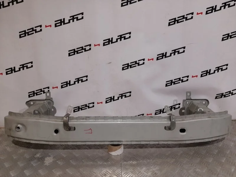 Усилитель бампера Volvo C30 2009 31353949 1, передний