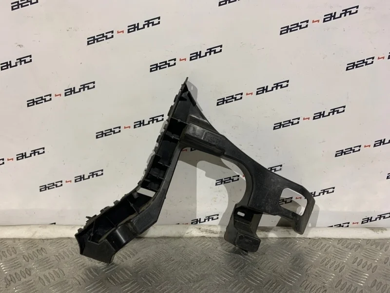 Крепление бампера Peugeot 308 2013 9681474980 4E, заднее правое