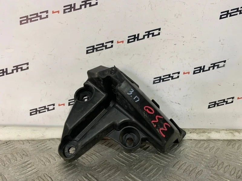 Крепление бампера Citroen C4 2012 9671246480 B7, заднее правое