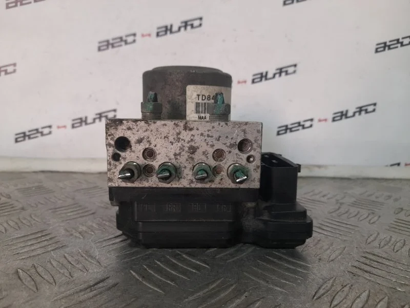 Блок АБС Renault Koleos 2010 47660JY62D 2.5