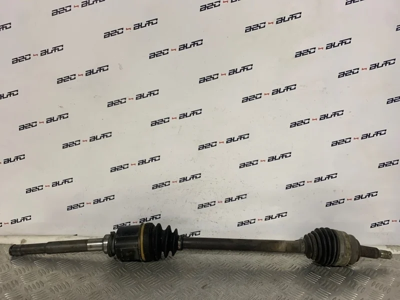 Приводной вал Mitsubishi ASX 2010 3815A068 1.8, правый