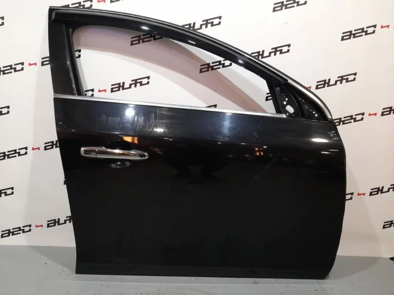 Дверь Volvo V60 2011 32228971, передняя правая