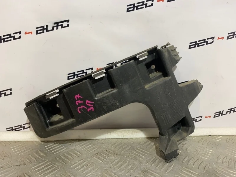 Крепление бампера Volvo S60 2011 30795054 2, заднее левое