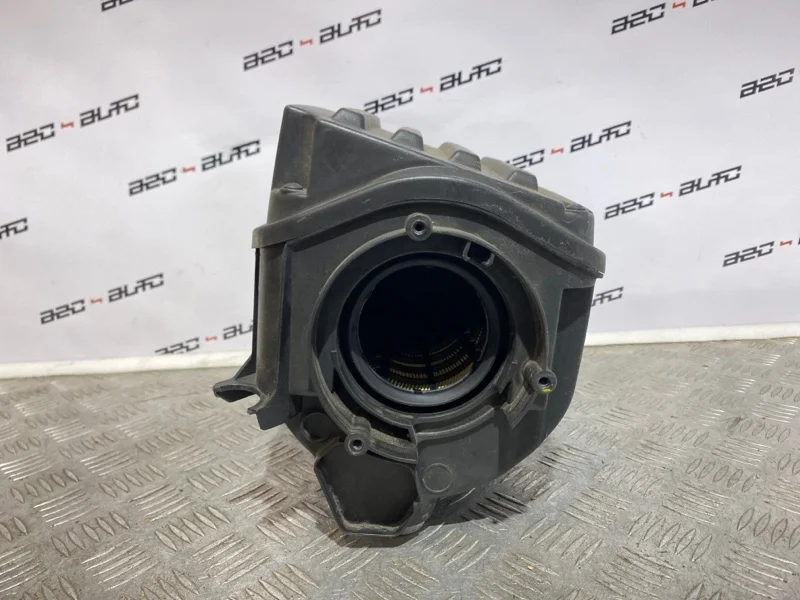 Корпус воздушного фильтра Volkswagen Jetta 2007 1K0129607AJ 5 2.0