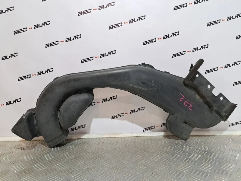 Воздухозаборник Nissan X-TRAIL 2008 16554JG30A T31 QR25DE