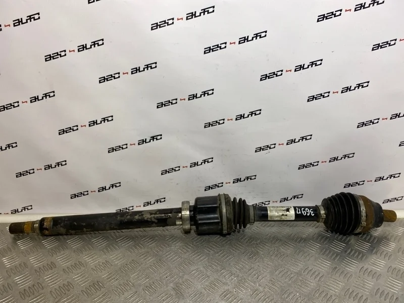 Приводной вал Volvo V60 2011 31259624 B4164T, правый