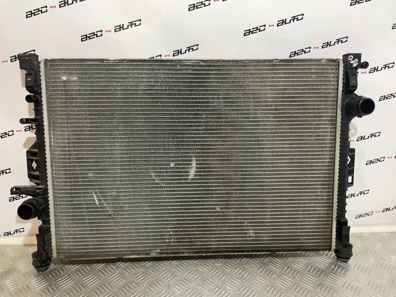 Радиатор охлаждения двигателя Volvo XC60 31261105 1