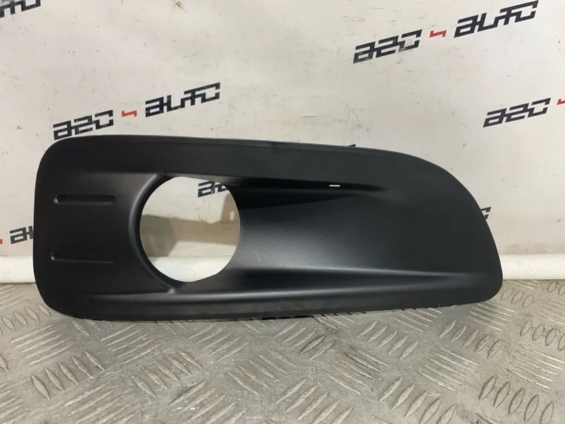 Накладка противотуманной фары Citroen C4 9670285980 B7, правая