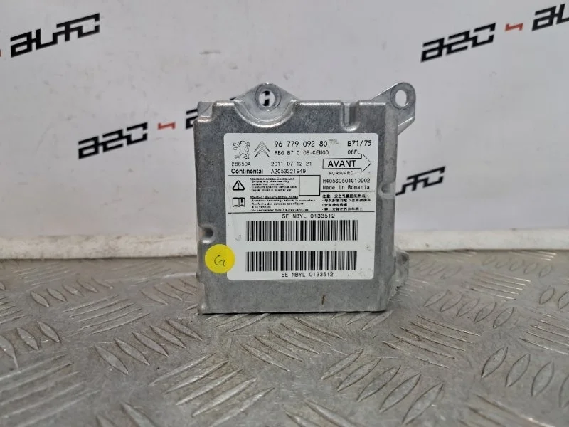 Блок управления аирбаг Citroen C4 2011 9677909280 B7