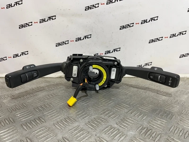 Блок переключателей подрулевых Volvo S60 2013 31343218 2