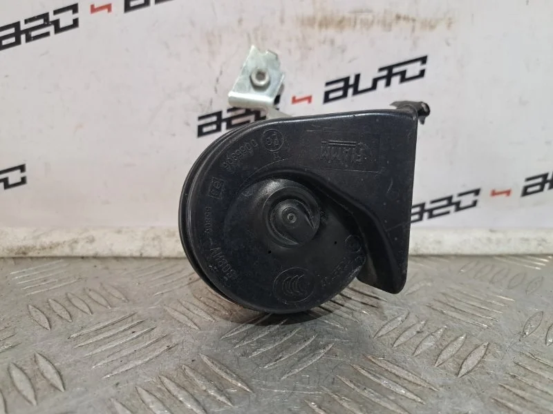 Звуковой сигнал Volvo S60 30796896 2 B4164T
