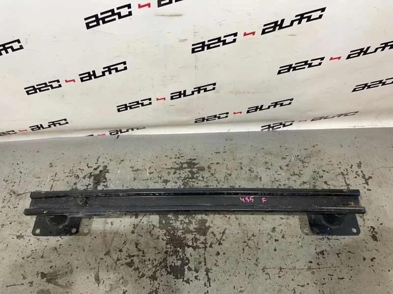 Усилитель бампера Peugeot 3008 2011 9670186380 1, передний