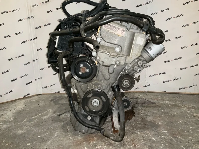 Двигатель Volkswagen Passat 2012 03C100092 B7 1.4