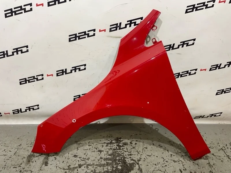 Крыло Volvo V40 2014 31301261 2, переднее левое