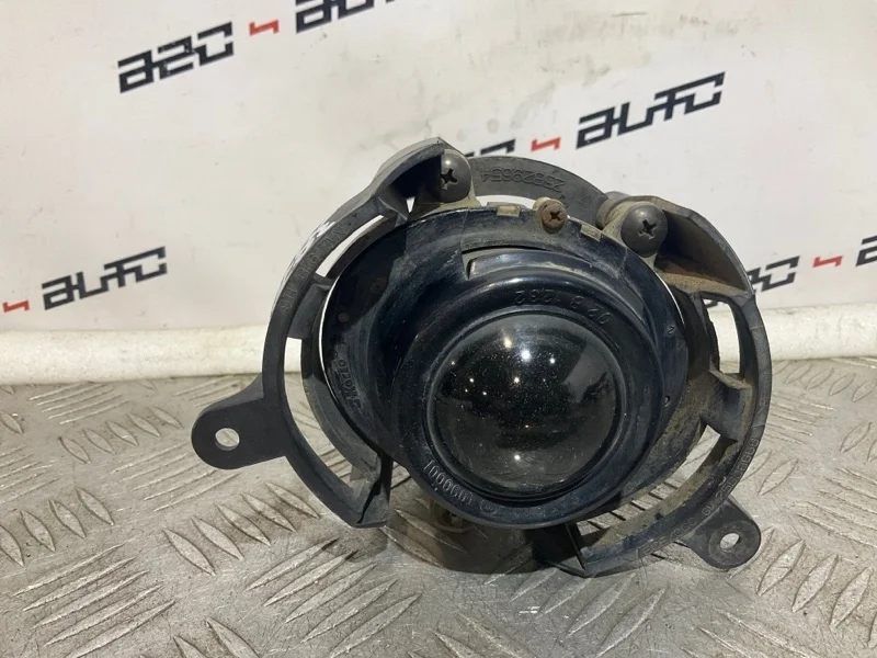 Фара противотуманная Cadillac CTS 2008 25808666 2