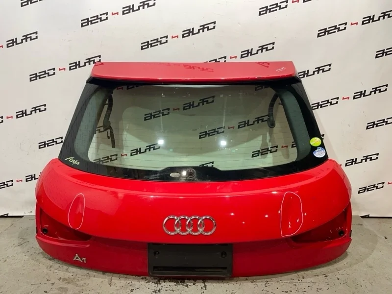 Крышка багажника Audi A1 8X3827023 8X